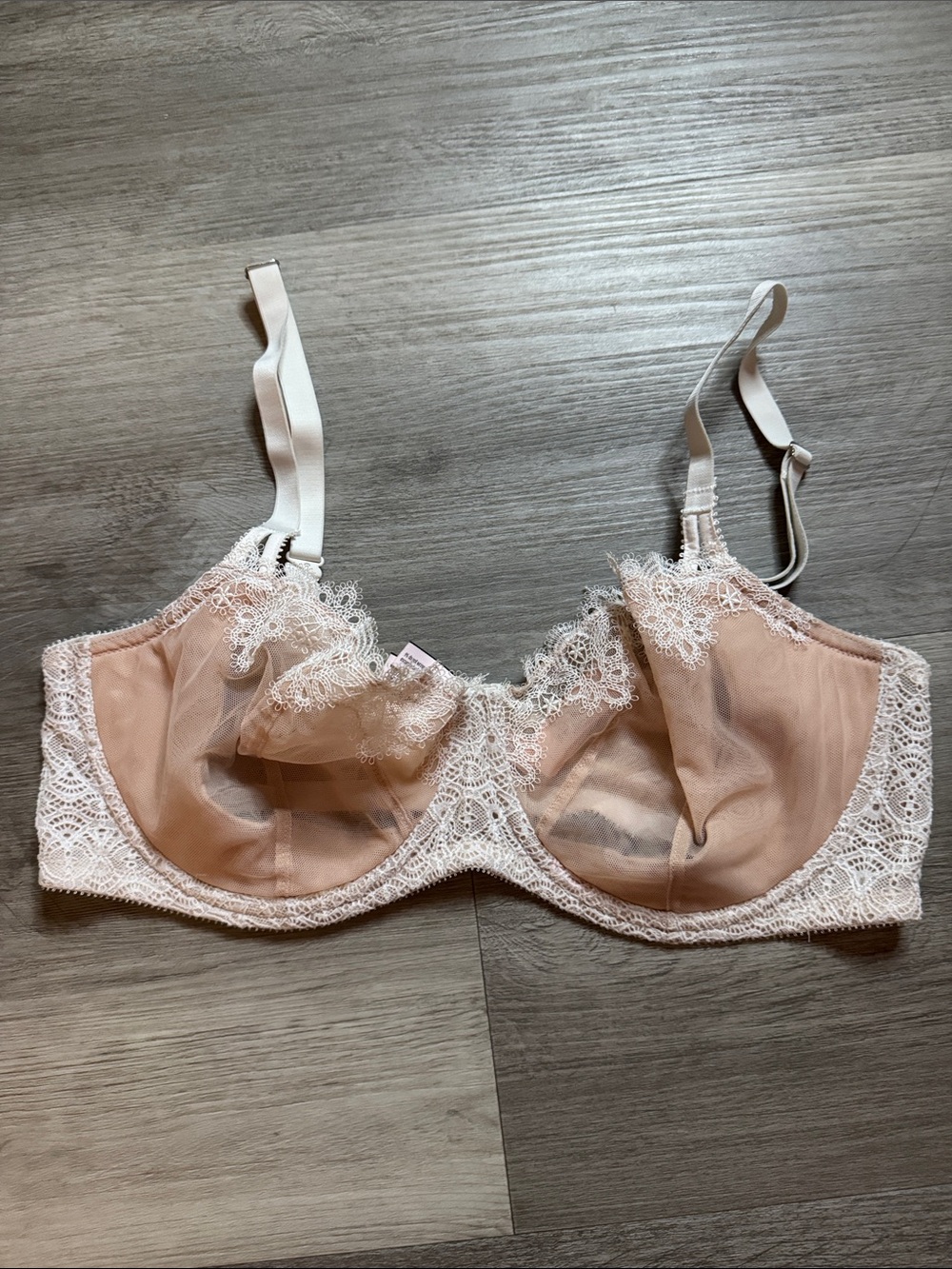 NWT Victoria’s Secret Bra 38DD